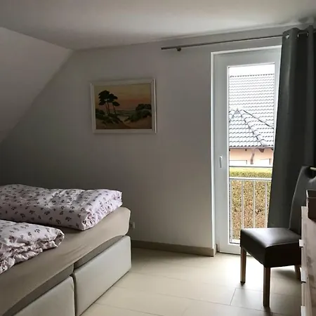 別荘 Ferienhaus Sanddorn Rugen ブレーゲ
